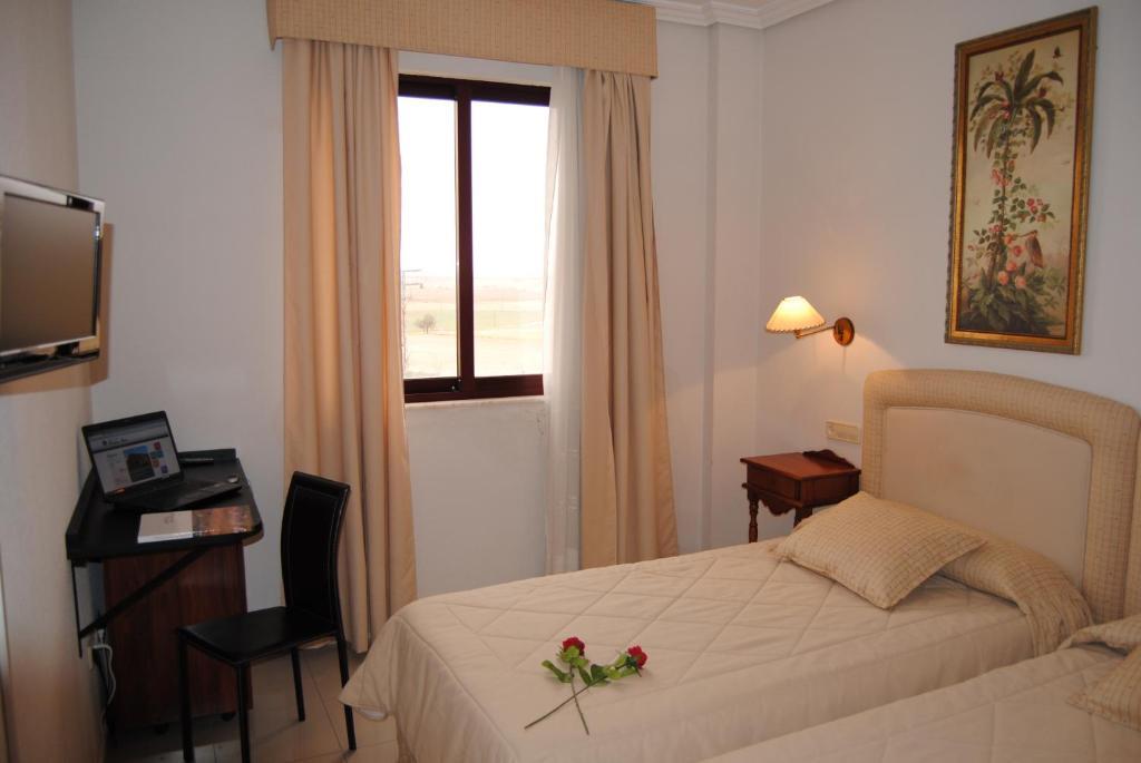 Hotel Cristina-Enea Valdeganga Pokoj fotografie